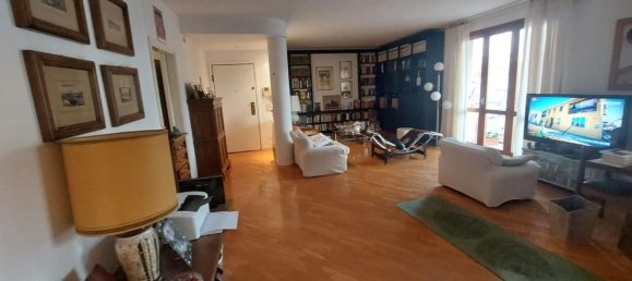 5 bedrooms Apartment in Empoli, Italy No. 370820 6