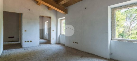 Studio in Colli al Metauro, Italy No. 285590 9