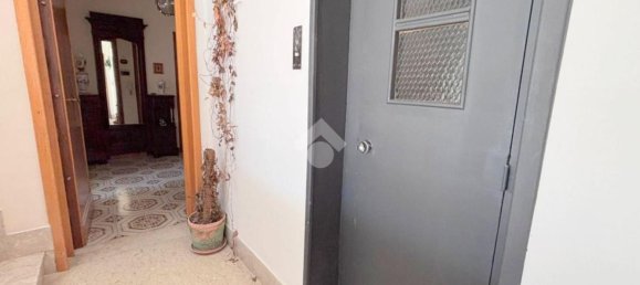 5 bedrooms Apartment in Palermo, Italy No. 354990 4