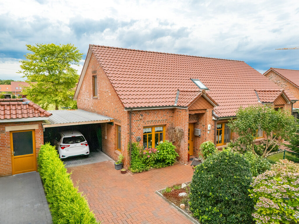 4-salle Maison de ville à Aurich, Germany No. 304229