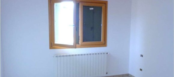 3 Schlafzimmer Wohnung in Ossimo, Italy, Nr. 364890 9