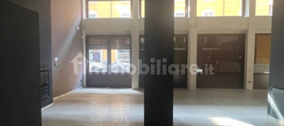 3-salle Propriété commerciale à Sesto San Giovanni, Italy No. 124814 2