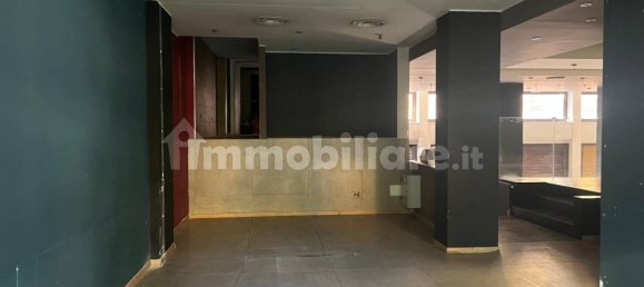 3-salle Propriété commerciale à Sesto San Giovanni, Italy No. 124814 12