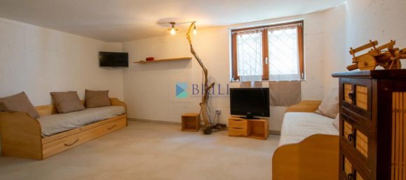 Propriété commerciale à Olbia, Italy 135m² No. 326977 21