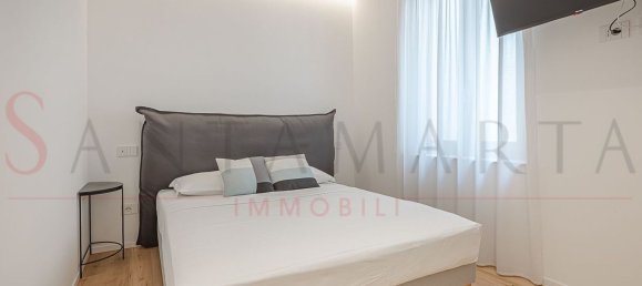 3 bedrooms Apartment in Milan, Italy No. 364237 10