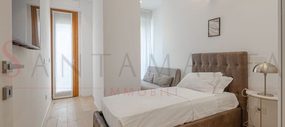 3 bedrooms Apartment in Milan, Italy No. 364237 8