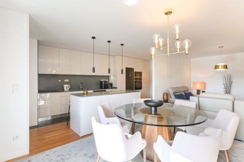 3 bedrooms Apartment in Matosinhos, Portugal No. 219736