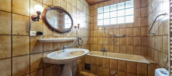 Дом с 6 комнатами в Нойталь, Австрия № 171266 13