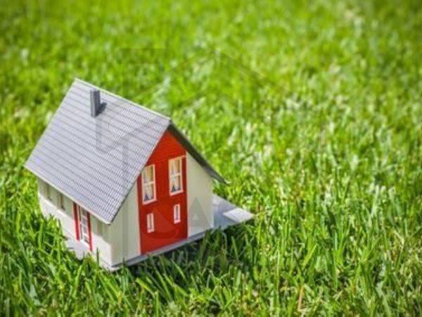 3000m² Land in Due Carrare, Italy No. 24450