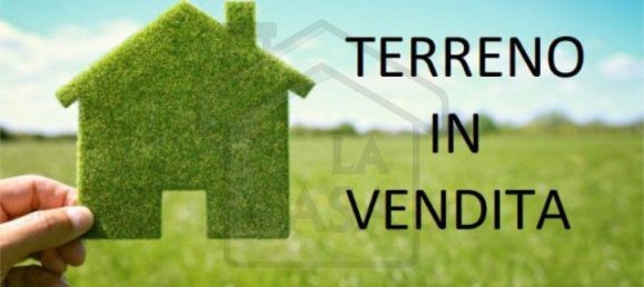 3000m² Land in Due Carrare, Italy No. 24450 8