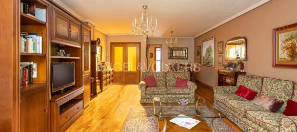 4 bedrooms Apartment in Oviedo, Spain No. 150698 6