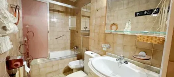 8 bedrooms Apartment in Madrid, Spain No. 158781 29
