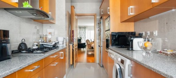 3 Schlafzimmer Wohnung in Lisbon, Portugal, Nr. 209137 8