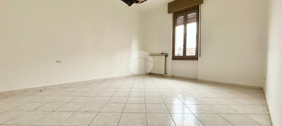 3 rooms Apartment in Uboldo, Italy No. 72160 9