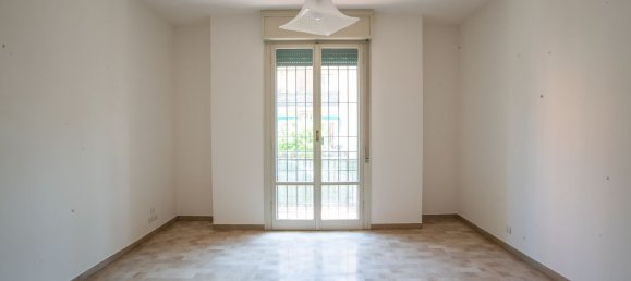 4 chambres Appartement à Imola, Italy No. 335837 2