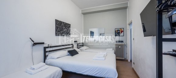 Studio in Milan, Italy, Nr. 245196 10