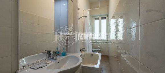 Studio in Milan, Italy, Nr. 245196 5