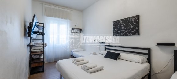 Studio in Milan, Italy, Nr. 245196 7