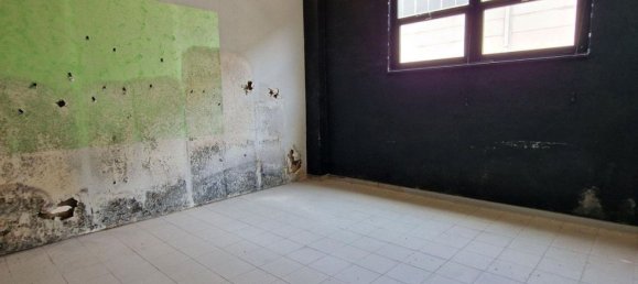 Entrepôt à Isola del Liri, Italy 520m² No. 371532 2