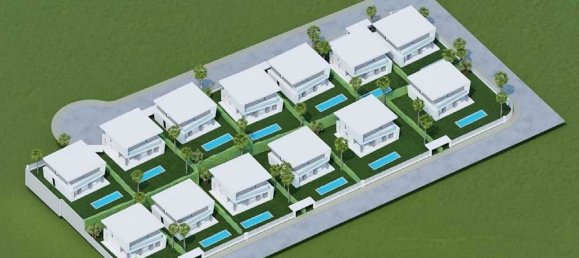 2045m² Land in Estepona, Spain No. 149357 6