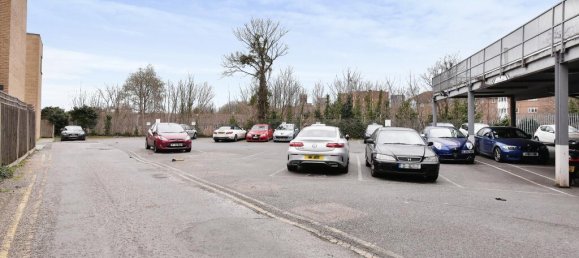 2 Schlafzimmer Wohnung in Croydon, United Kingdom, Nr. 7953 15