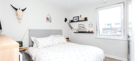 1 bedroom Apartment in London, United Kingdom No. 5452 2