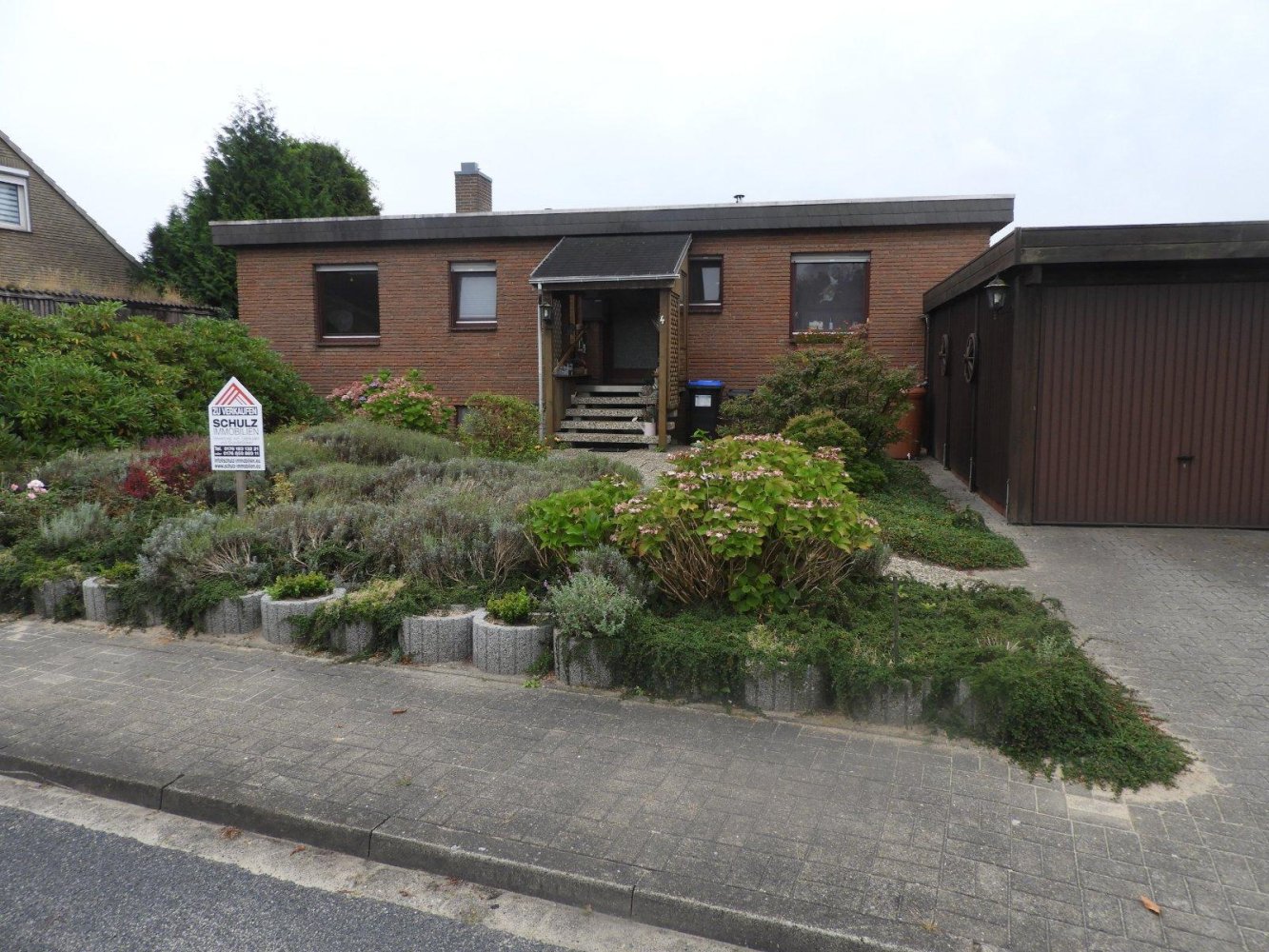 Bungalow de 3 dormitorios en Uelzen, Germany No. 292773