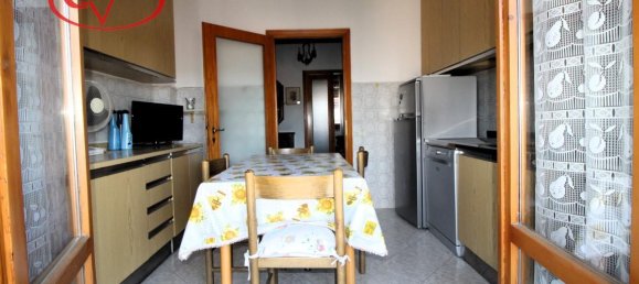 4-salle Appartement à San Giovanni Valdarno, Italy No. 231029 7