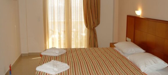 1080m² Townhouse in Euboea, Greece No. 6166 7