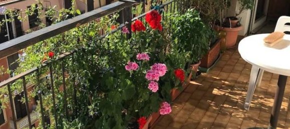 5 rooms Apartment in Savona, Italy No. 133674 2