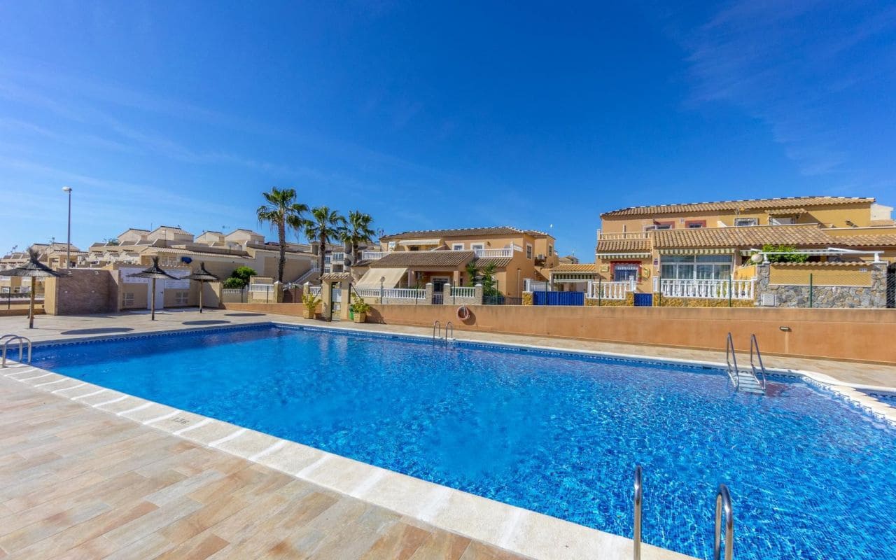 4 bedrooms Townhouse in Torrevieja, Spain No. 207533