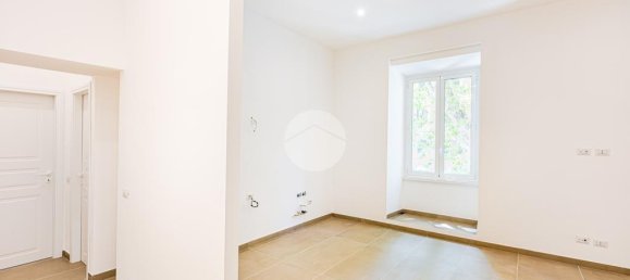 Квартира с 1 спальней в Рим, Италия № 263328 5