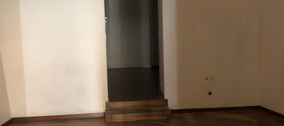 90m² Commercial property in Terni, Italy No. 50290 7