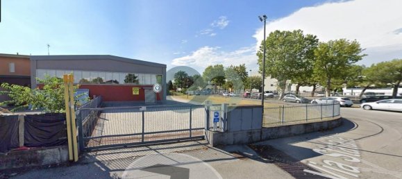 Almacén de 5 habitaciónes en Calcinato, Italy No. 307979 3