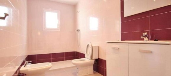 Casa de 5 dormitorios en Calpe, Spain No. 185945 2