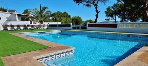 Casa de 5 dormitorios en Calpe, Spain No. 185945 13