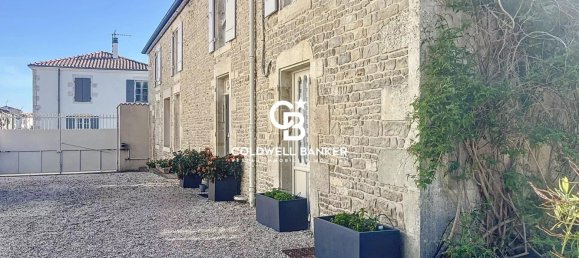 11 غرف نوم قلاع في Saint-Sauveur-d'Aunis, France رقم 361814 15