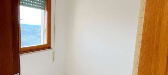 4 rooms Apartment in Montespertoli, Italy No. 291033 12