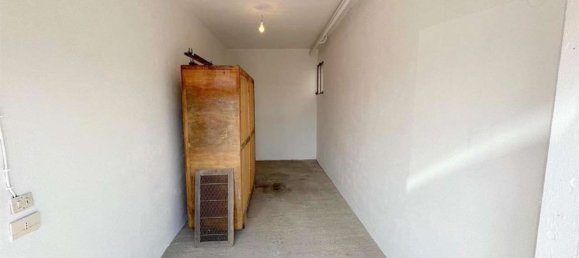 4 rooms Apartment in Montespertoli, Italy No. 291033 13