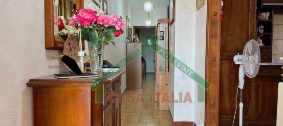 5غرفة شقة في Capodimonte, Italy رقم 140524 4