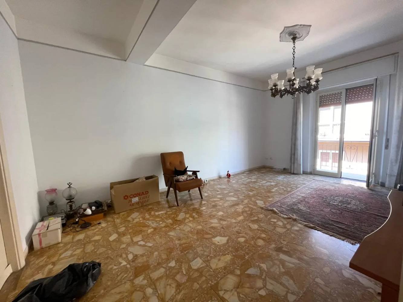 3غرفة شقة في Reggio Calabria, Italy رقم 111440