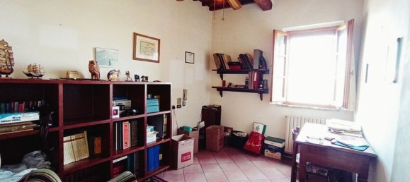 15 rooms House in Foiano della Chiana, Italy No. 228369 13