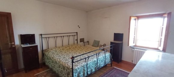 15 rooms House in Foiano della Chiana, Italy No. 228369 19