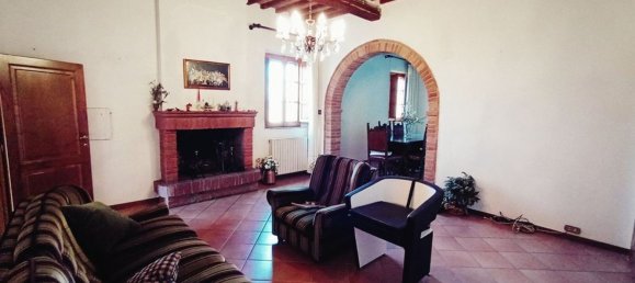 15 rooms House in Foiano della Chiana, Italy No. 228369 8