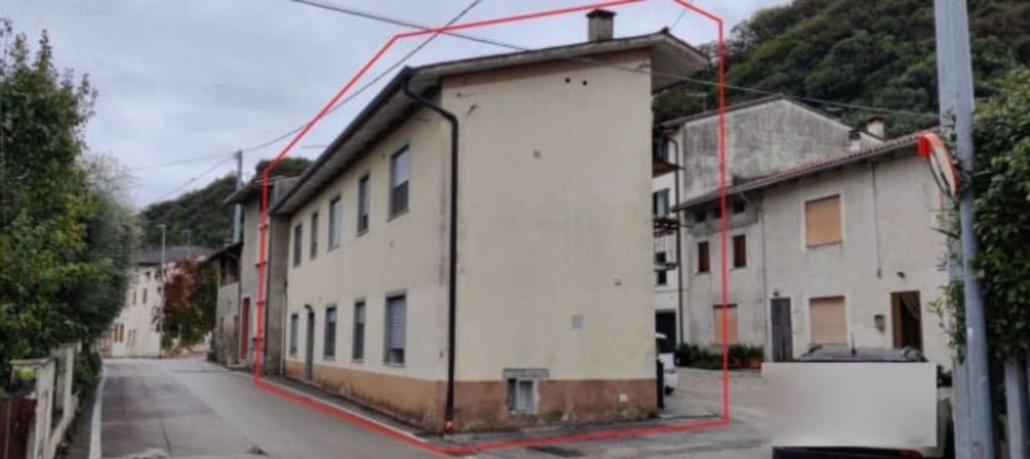 4 rooms Apartment in Marostica, Italy No. 208261