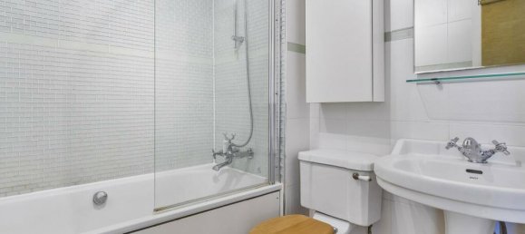 Дом с 2 спальнями в Бекенхэм, Великобритания № 14445 22