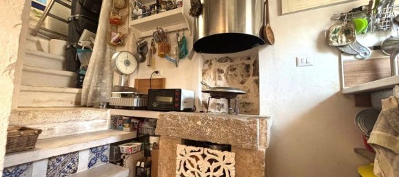 Дом с 3 комнатами в Мартина Франка, Италия № 261136 32