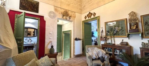 Дом с 3 комнатами в Мартина Франка, Италия № 261136 9