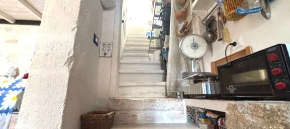 Дом с 3 комнатами в Мартина Франка, Италия № 261136 33