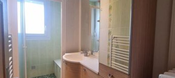 2 bedrooms Villa in Saint-Nazaire, France No. 284493 3